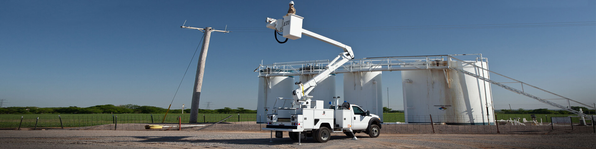 Aerial Lift Trucks Aerial Lift Trucks