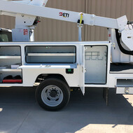 ETC 40 IH Aerial Lift Truck