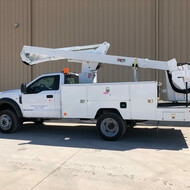 ETC 40 IH Aerial Lift Truck