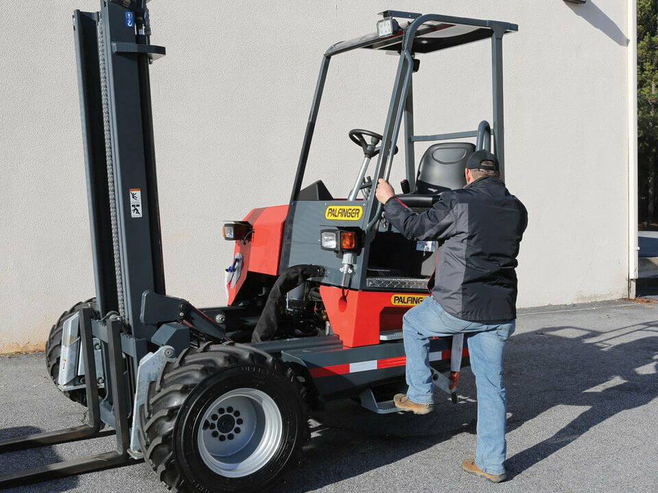 PALFINGER Truck Mounted Forklift Swivel Seat PALFINGER Truck Mounted Forklift Swivel Seat