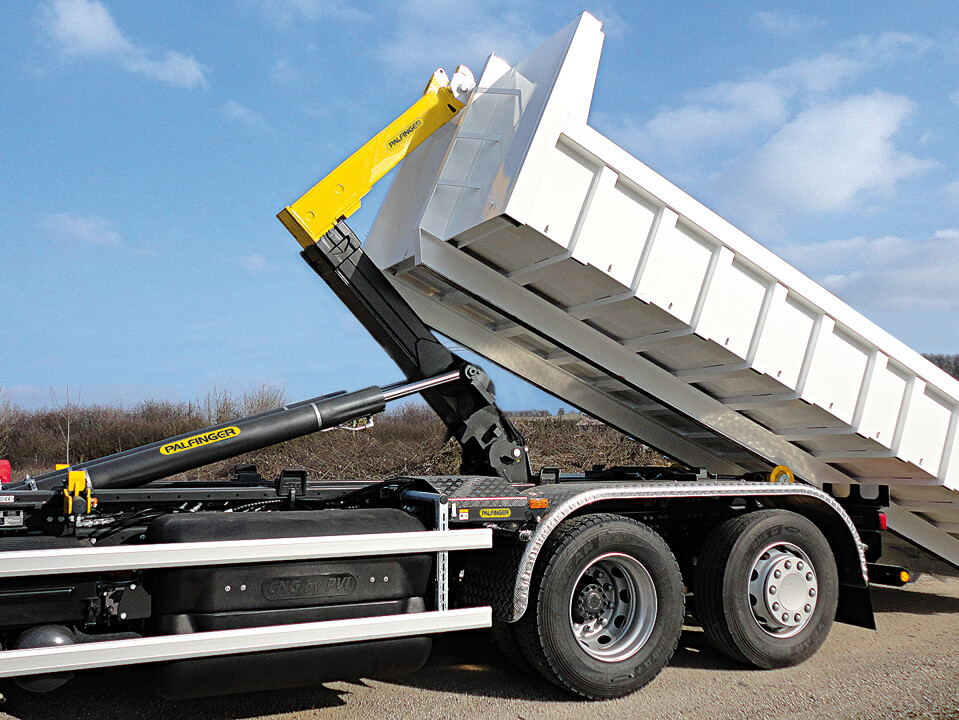 Secured Advanced Mounting | PALFINGER