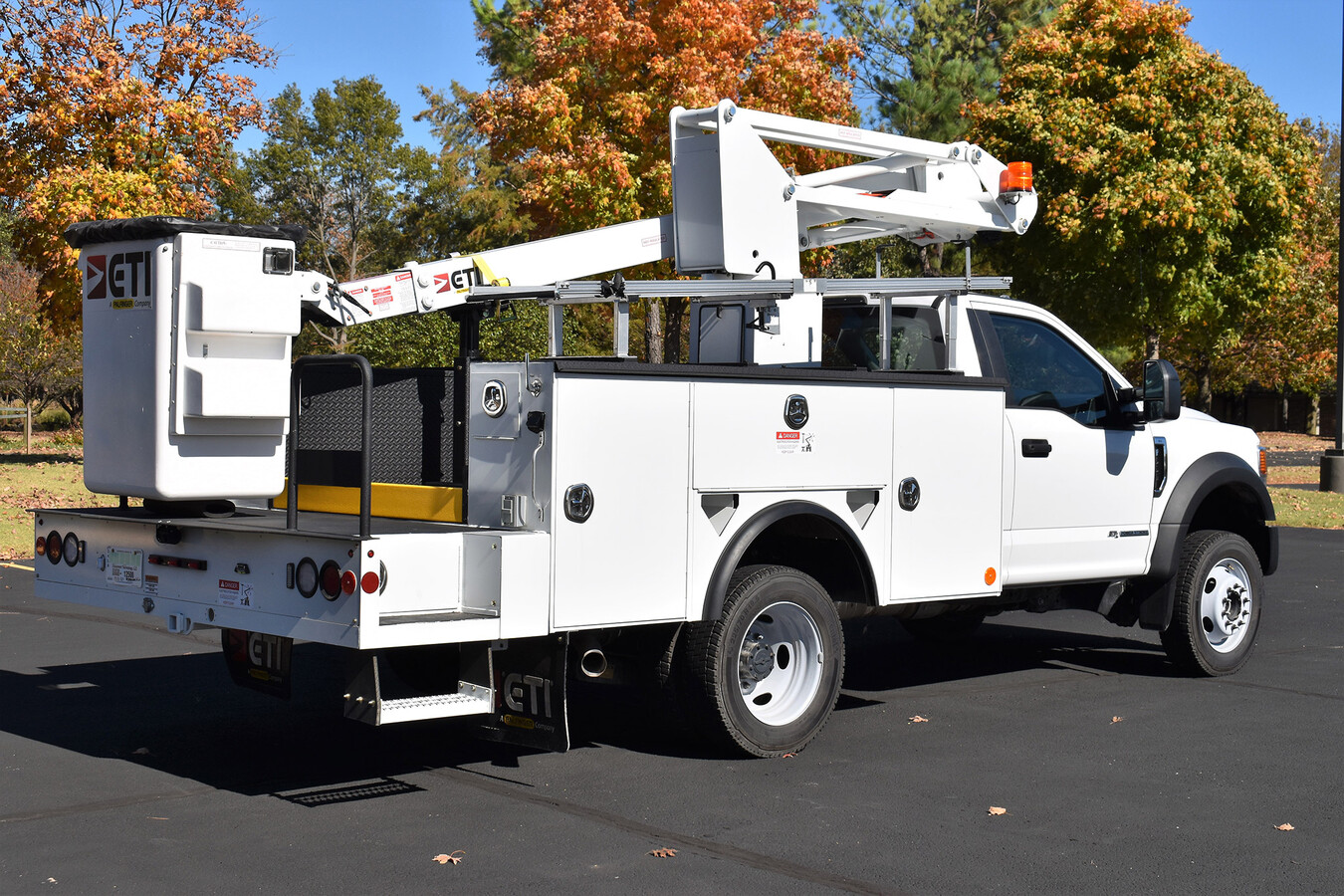 Ford Bucket Truck For Sale | ETC 35 SNT | PALFINGER