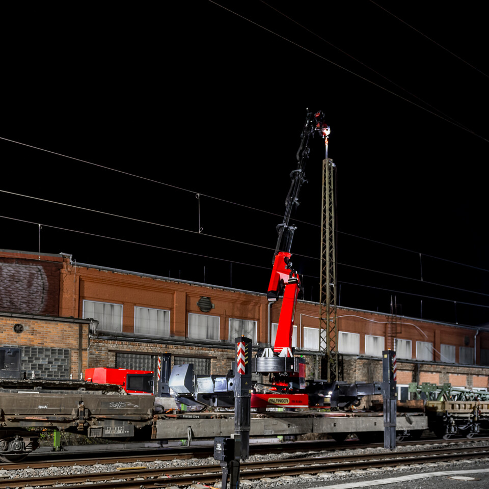 PALFINGER Crawler Crane - the advanced solution for