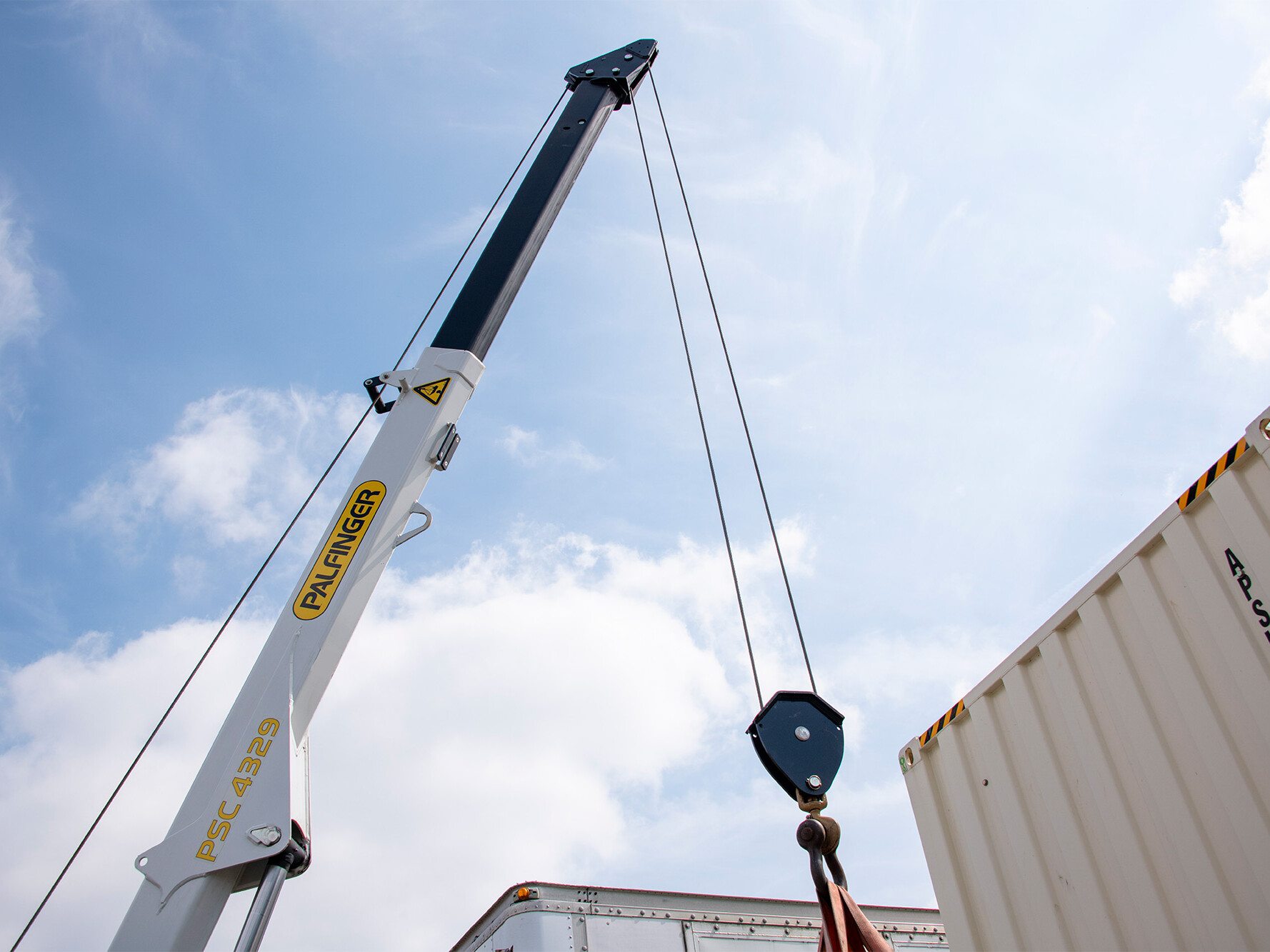 Service Cranes PALFINGER