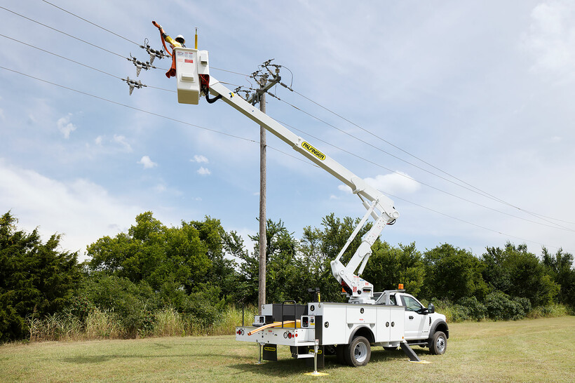 Bucket Trucks - Aerial Lift Trucks | PALFINGER