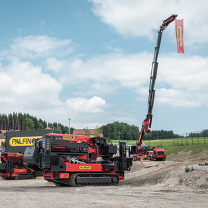 PCC 71.002 - PALFINGER Crawler Cranes