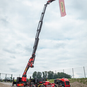 PCC 71.002 - PALFINGER Crawler Cranes