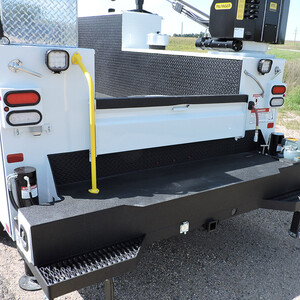 PAL Pro 39 workbench with bench vice