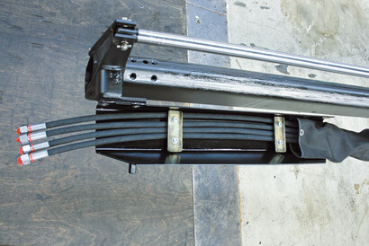 10. Attachments are refitted. All wear parts, such as hydraulic hoses, are newly manufactured. 10. Attachments are refitted. All wear parts, such as hydraulic hoses, are newly manufactured.