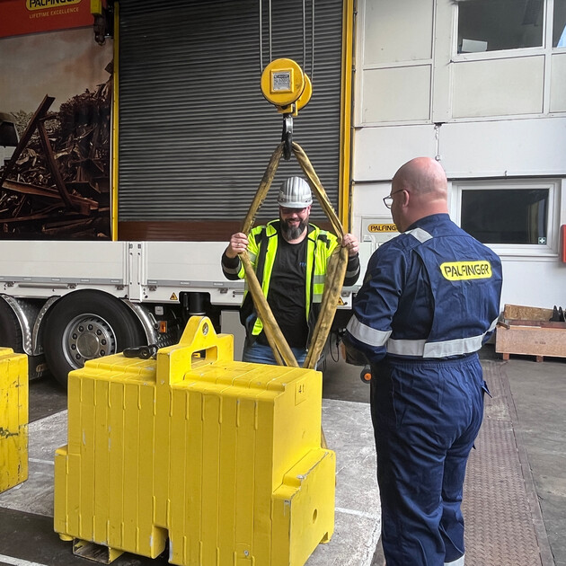 PALFINGER MARINE now covers the inspection of safety measures on cranes and hoists for offshore wind turbines with a new qualification course that is unique worldwide: