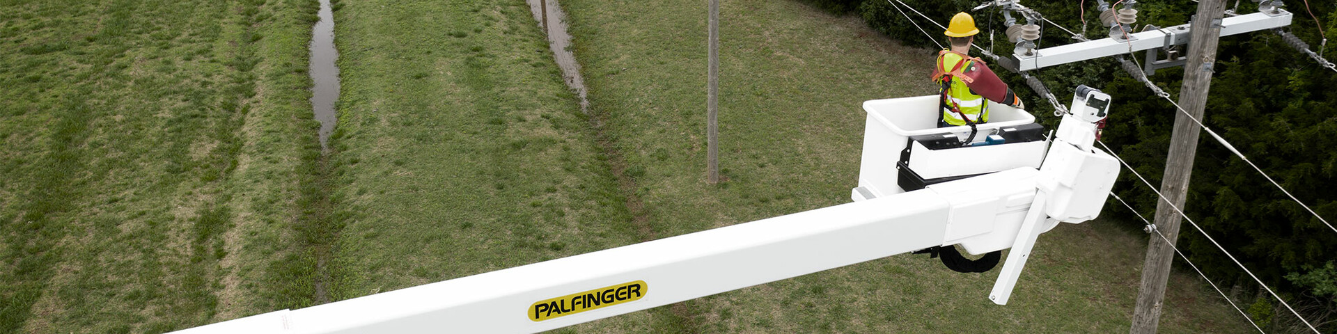PALFINGER Bucket Trucks — Telecommunications Industry