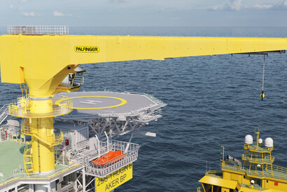 Fully electric jib crane | oil & gas installation