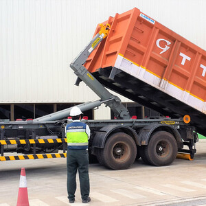 PALFINGER India Hookloader