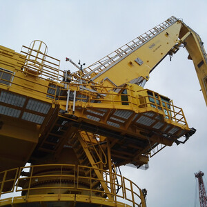 Knuckle Boom Crane