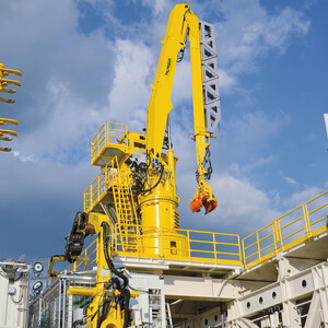 Knuckle Boom Crane