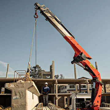 guindastes articulados para o segmento de construção civil