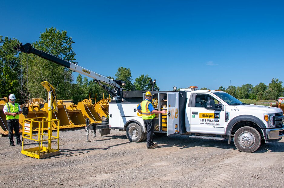 PAL Pro 39 Mechanics Truck with PALFINGER Personnel Basket