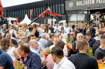 PALFINGER employees at the big team event