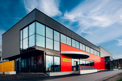 Das PALFINGER World Gebäude in Lengau | © PALFINGER World Gebäude in Lengau