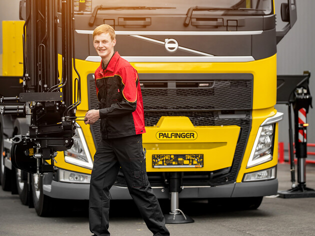 Karosserie- und Fahrzeugbaumechaniker (w/m/d)