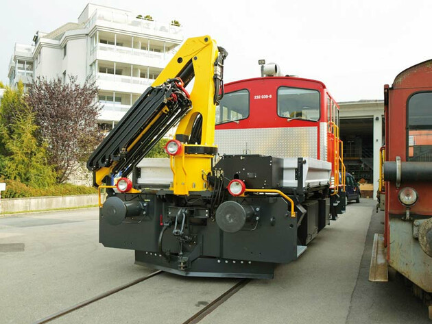 14. Fitting on carrier vehicle. 14. Fitting on carrier vehicle.