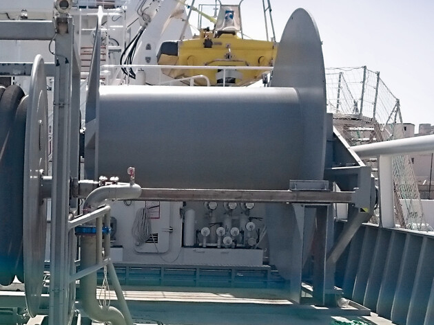 Streamer Storage Winch