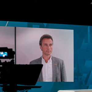 Autonomous, networked, and emission-free – these are the terms that characterize the future of the industry and set the course for the Marine Edition of the PALFINGER World Tour 2021, where experts were broadcasted live to the world. 