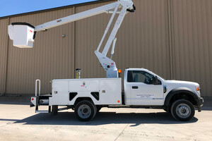 ETC 40 IH Aerial Lift Truck