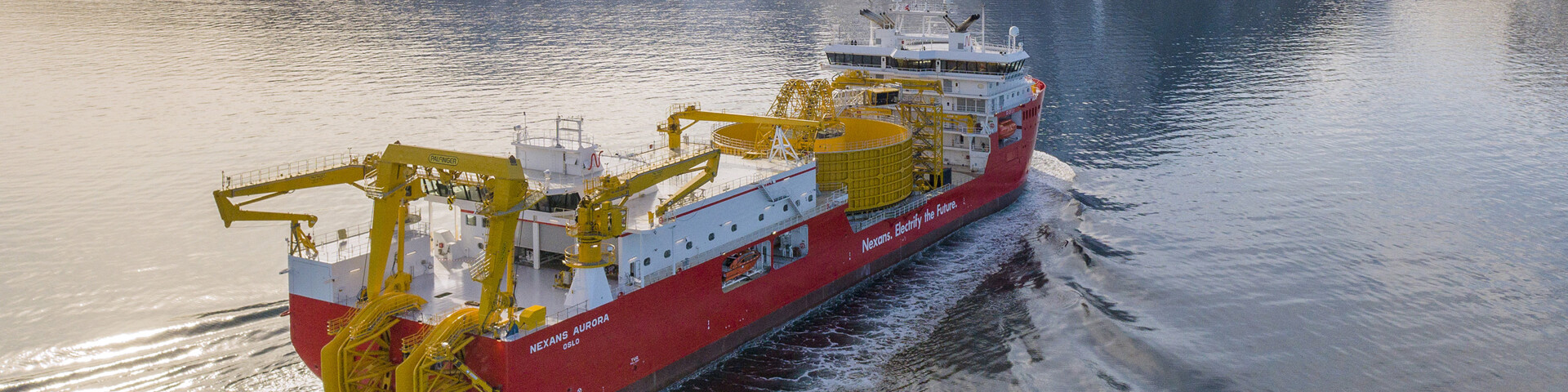 PALFINGER MARINE Segments - Offshore © Ulstein Group / Per Eide Studio | © pereide