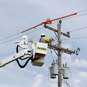 ETC MH 40 IH Man in Bucket